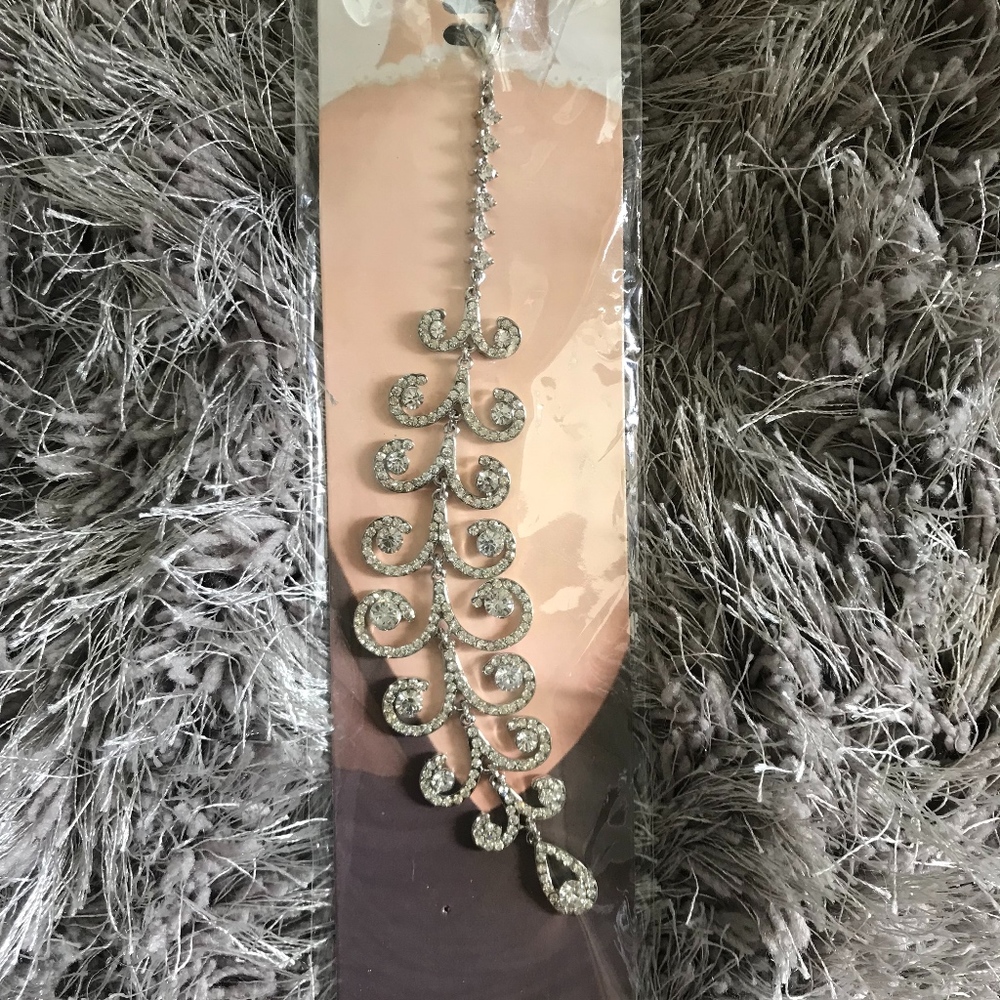 Body and back jewelry